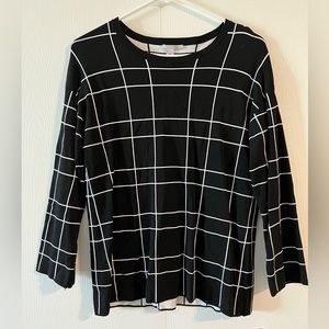 Black and white scuba top